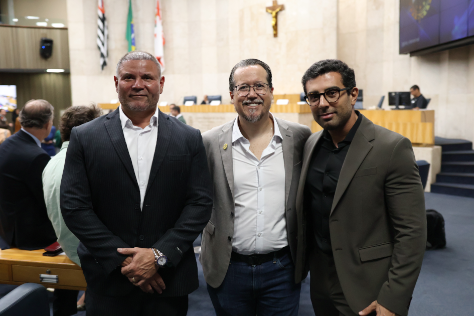 Imagem de Jethro International Diplomata Civil Plenário 1º de Maio Janine Rangel 12 de dezembro 2025