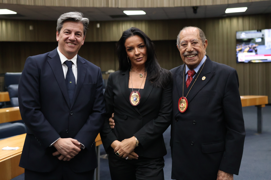 Imagem de Jethro International Diplomata Civil Plenário 1º de Maio Janine Rangel 12 de dezembro 2025