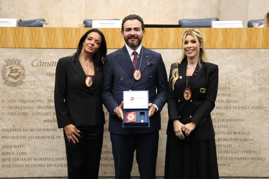 Imagem de Jethro International Diplomata Civil Plenário 1º de Maio Janine Rangel 12 de dezembro 2025
